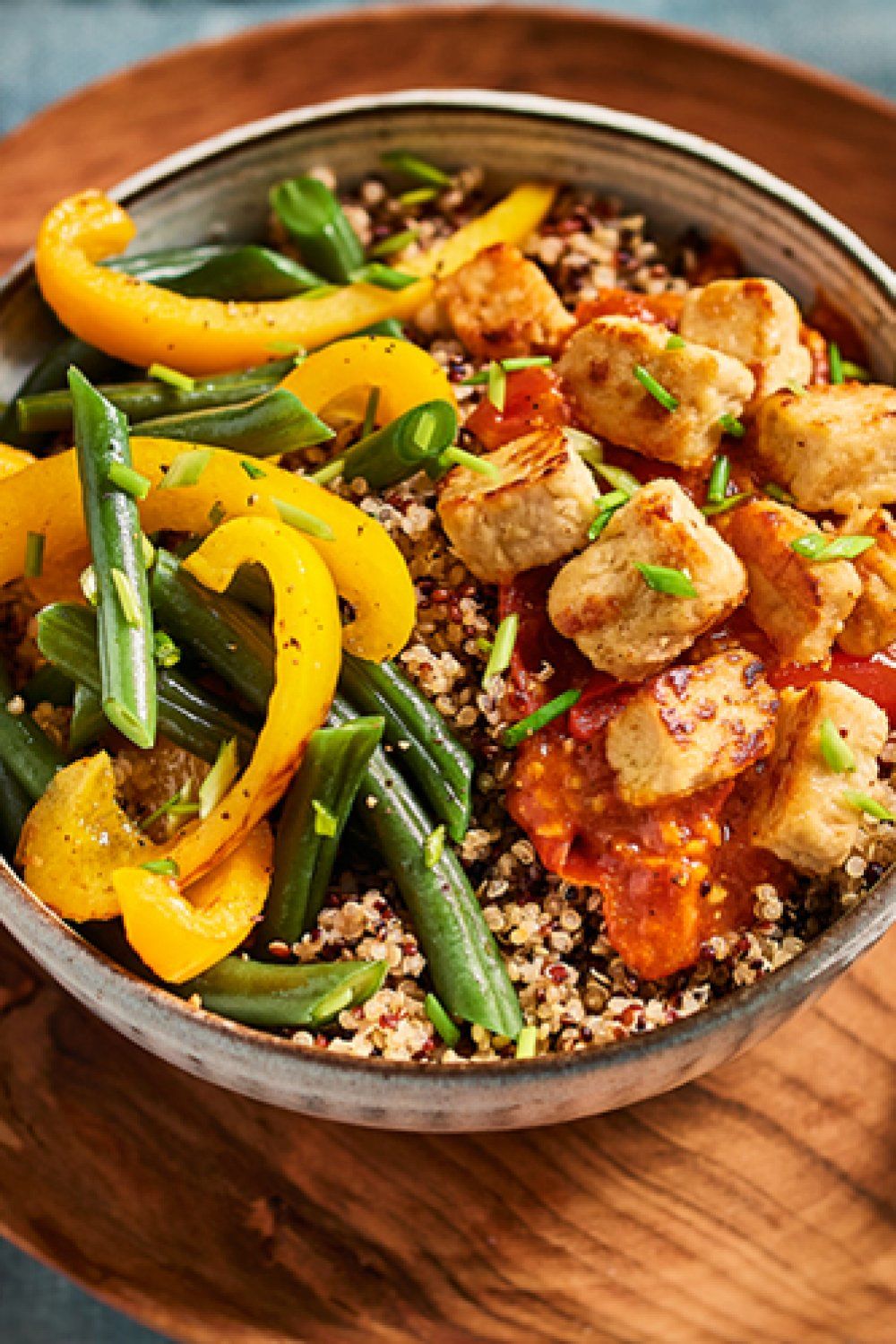 Quinoa met pittige tomatensaus