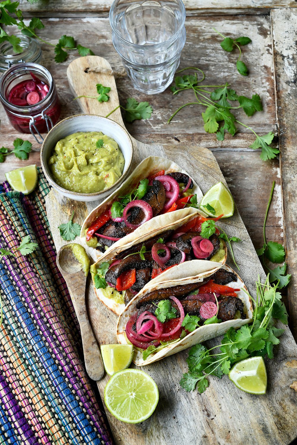 Tortilla's met gerookte portobello's en guacamole