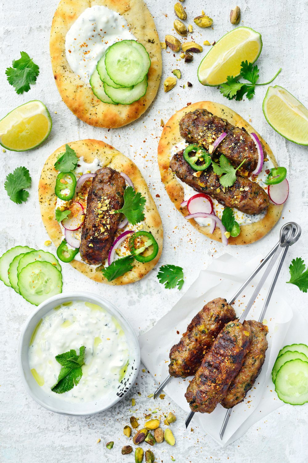 Pistache kebab met naanbroodjes