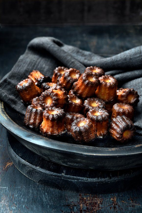 Cannelés de Bordeaux