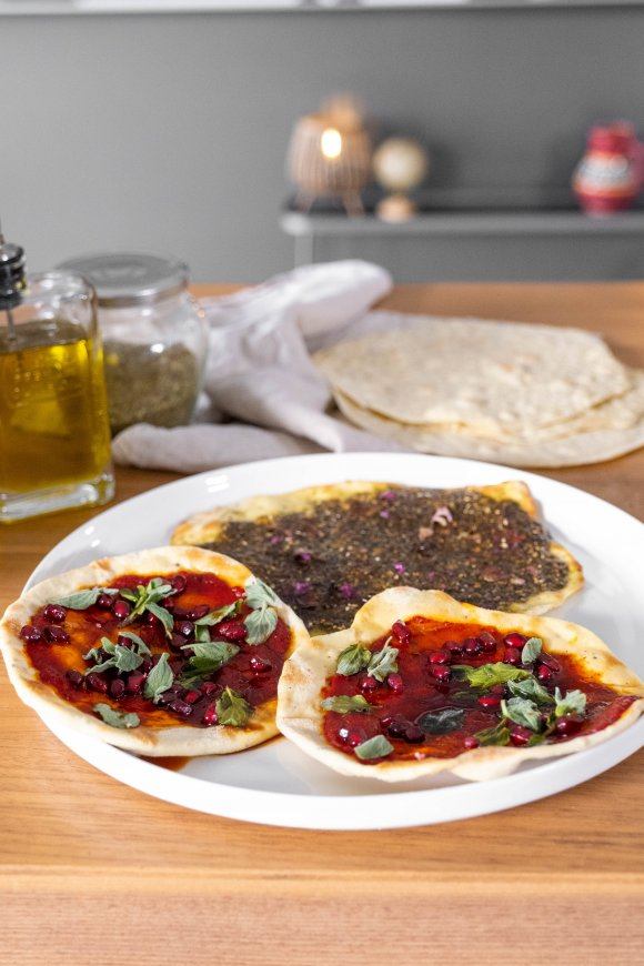 Flatbreads met tomaat en za'atar