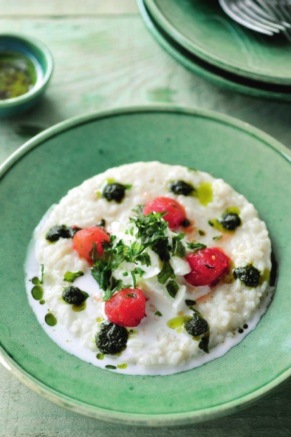 Risotto met dadeltomaten, burrata en pesto