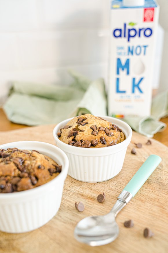 Chocolate chip baked oats