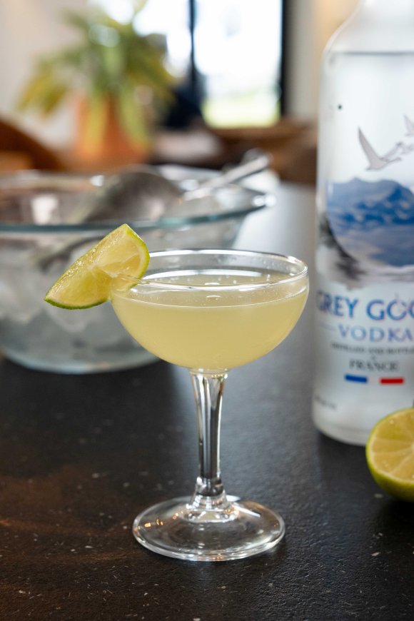 Kyuri Martini