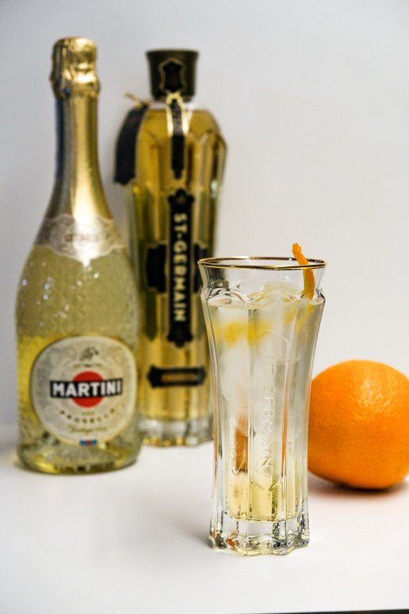 Martini Saint Germain Spritz