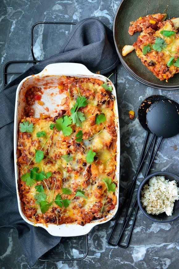 Pastaschotel chili con carne