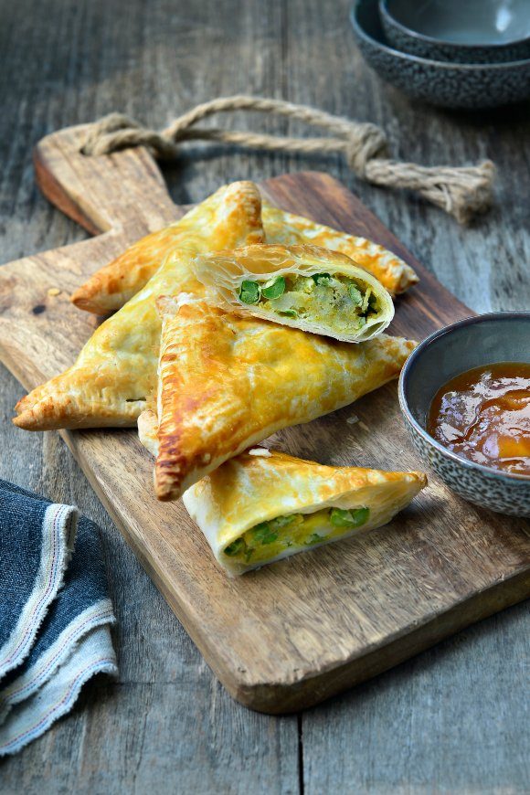 Samosa's met curry